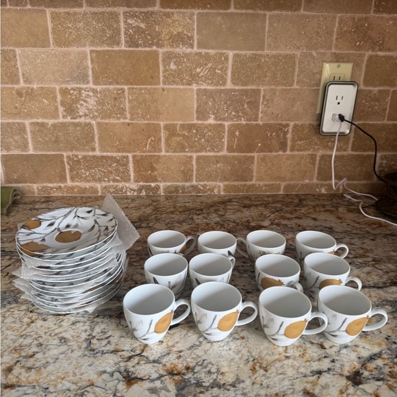 Chic White and Gold Tea Set